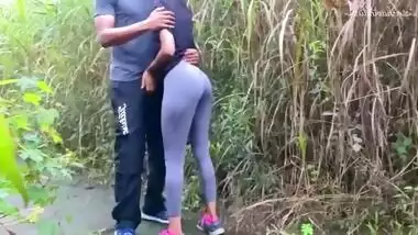 Big Ass Girlfriend Fucked In The Bushes By Horny Lover