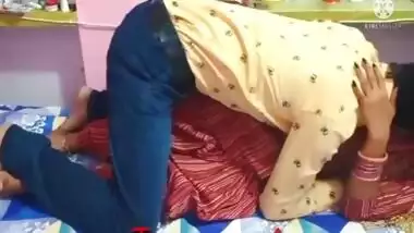 Pooja Bhabhi Ko Sote Waqt Choda Mj A Gya