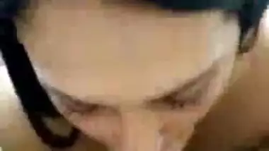 Indian bhabhi deep throat blowjob to angrezi neighbor