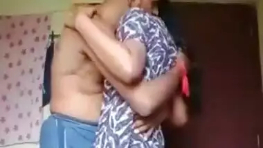 380px x 214px - Desi cheating wife record her boobs sucking video indian sex video