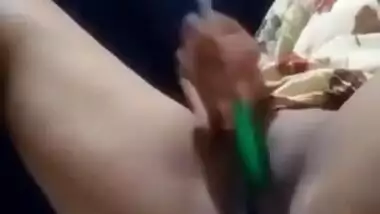 Desi Unsatisfied Bhabhi Masturbating & Squirting