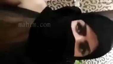 Arab Cuckold