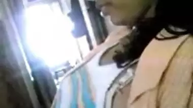 Hot MMS Of Young Andhra Girl Showing Boobs To Boyfriend