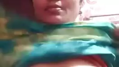 Nude XXX selfie with busty Desi fatty playing with tits and vagina