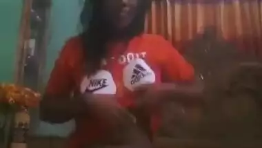 Super Horny Bangladeshi Girl Nude Dancing On Hindi Song