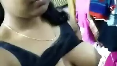 desi girl boobs and pussy show to lover