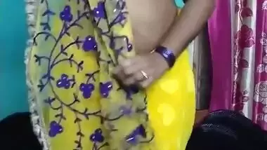 Desi village bhabi sexy body