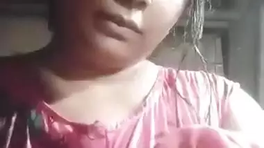 Big ass Bengali Bhabhi full nude show for BF