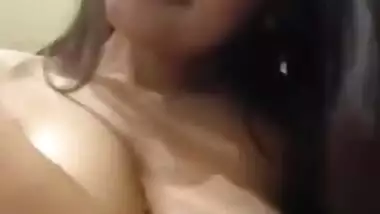 Indian teen works as a XXX webcam model exposing her boobies on camera