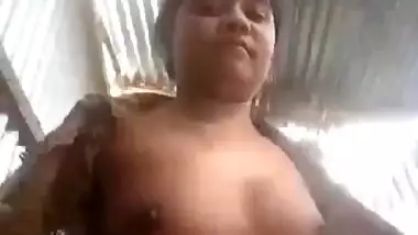 Muslim village girl showing her plump pussy