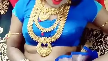 Desi Soo CUte Wife with Puffy Pussy