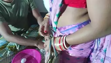 Bengali Boudi In Indian Egg Seller Fuck Desi Lonely Bhabhi On Her Master Bedroom When Her Family Not In Home