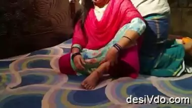 jamuna aunty in salwar homemade mms