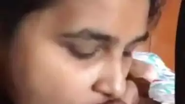 Bhabi Sucking Dick