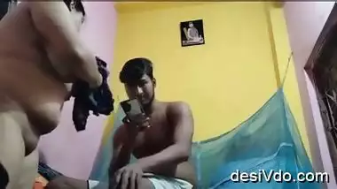 Desi couples romance and fucking big bobs