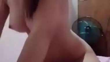 SEXY SHY GIRLFRIEND RIDING BF