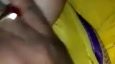 Telugu Yellow saree aunty