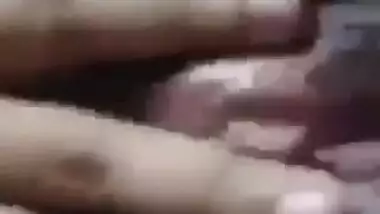 Desi Unsatisfied bhabi Affair Pussy fingering In Video Call With Lover(New)