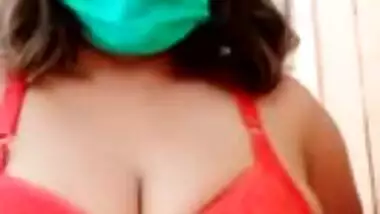 Beautiful Bigboob Sexy Paki Girl Haseena Showing Boobs