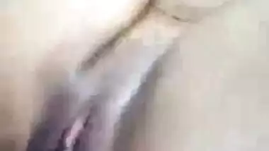 Sexy desi girl moaning aloud during the sex