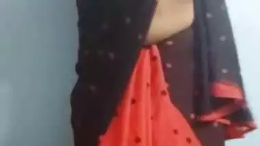 Desi bhabhi video saree with boyfriend