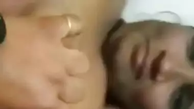Indian slut sex with her customer on cam video
