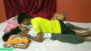 Indian hot teen sex! Real Hindi sex