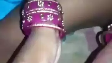 Desi whore gets paid for taking client's XXX dick into her vagina