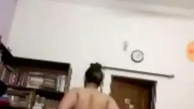 indian hot girl showing her boobs on video call