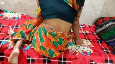 Desi Bhabhi And Devar Bhabhi In Bad Talking To Devar Telling Him To Fuck Her Pussy