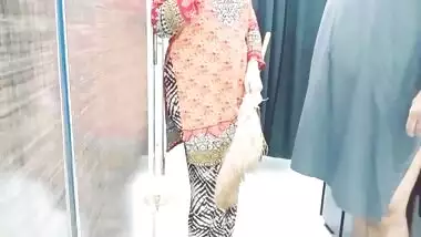 Desi Maid Needs Extra Cash Money With Clear Hot Audio Talk