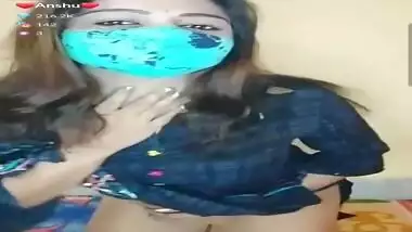 Anshu Bhabhi Super Hot Nude Show