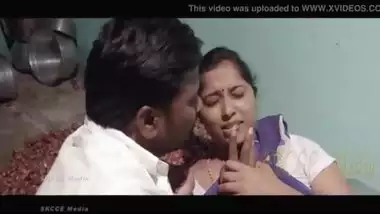 Dharmapuri sexy bhabhi first time home sex with hubby’s friend