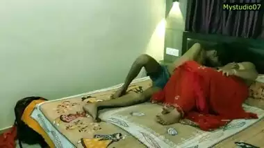 Stepmom takes her stepson’s dick in a Bangla sex video