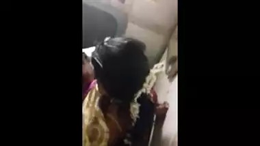 Mms sex scandal of big boobs desi bhabhi in Indian train