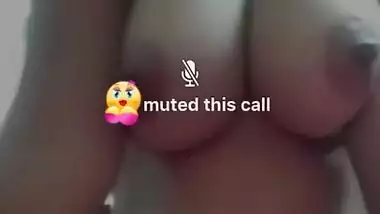 Horny bhabi showing on video call