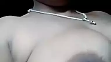 Bhabi Showing Her Boobs and Pussy