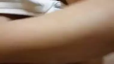 Desi wife fingering pussy