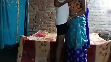 Bhabhi Ne Chote Bhatije Ke Sath Mitayi Habas