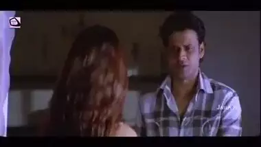 Shamitha Shetty Manoj Bajpai Romantic Scene Romantic Club Sathi Leelavathi Movie Jalsa Tv(720