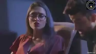 Hindi porn video of nude scholar housewife