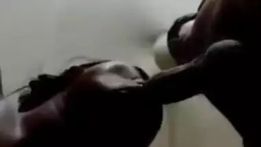 Desi oral XXX sex of Bangladeshi wife and young man captured from below