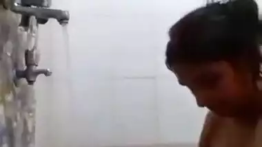 Punjabi Bhabhi nude bath sex video