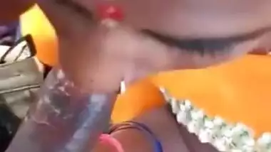 Village Randi Bhabhi Give Blowjob In Outdoor