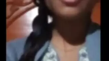 Bangladeshi Girl Shimu Showing On VideoCall