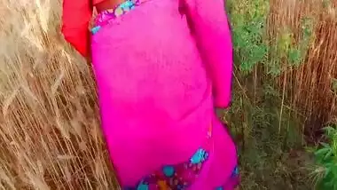 Radhika Bhabhi Ki Chudai Outdoor Indian Khet Sex
