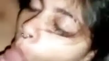 Very horny girl mouth fucking