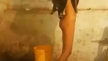 Desi Village Girl Bathing Capture By Lover