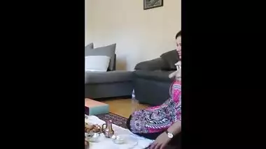 Desi Girl Deep Cleavage and Hot Leggins getting down from BUTT