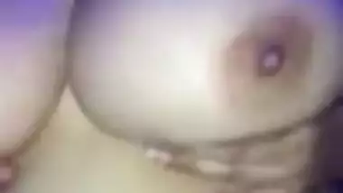 bhabhi playing with herself